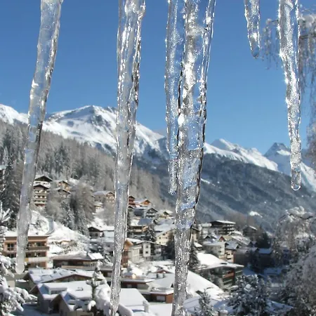 Pensión Haus Vasul Sankt Anton am Arlberg