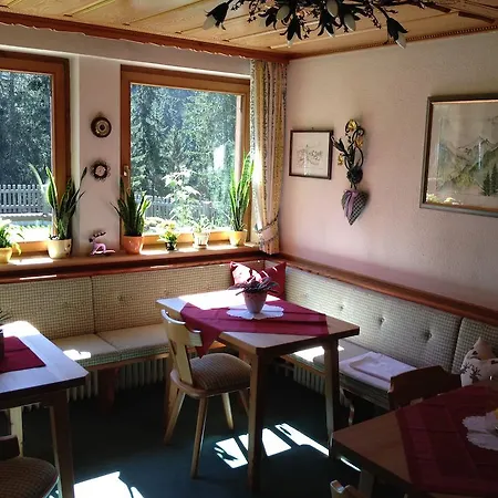 Pensjonat Haus Vasul St. Anton am Arlberg