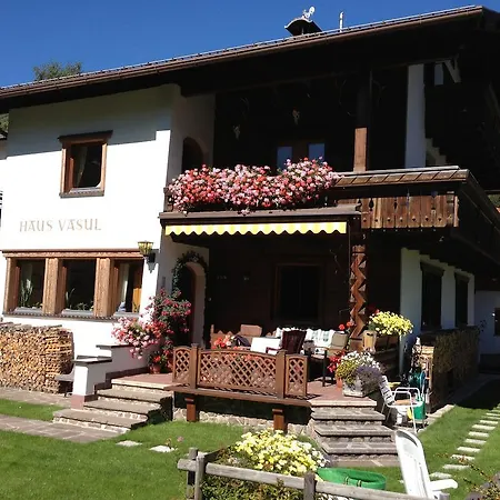 Pensionat Haus Vasul 3*