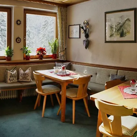 Haus Vasul Pensjonat St. Anton am Arlberg